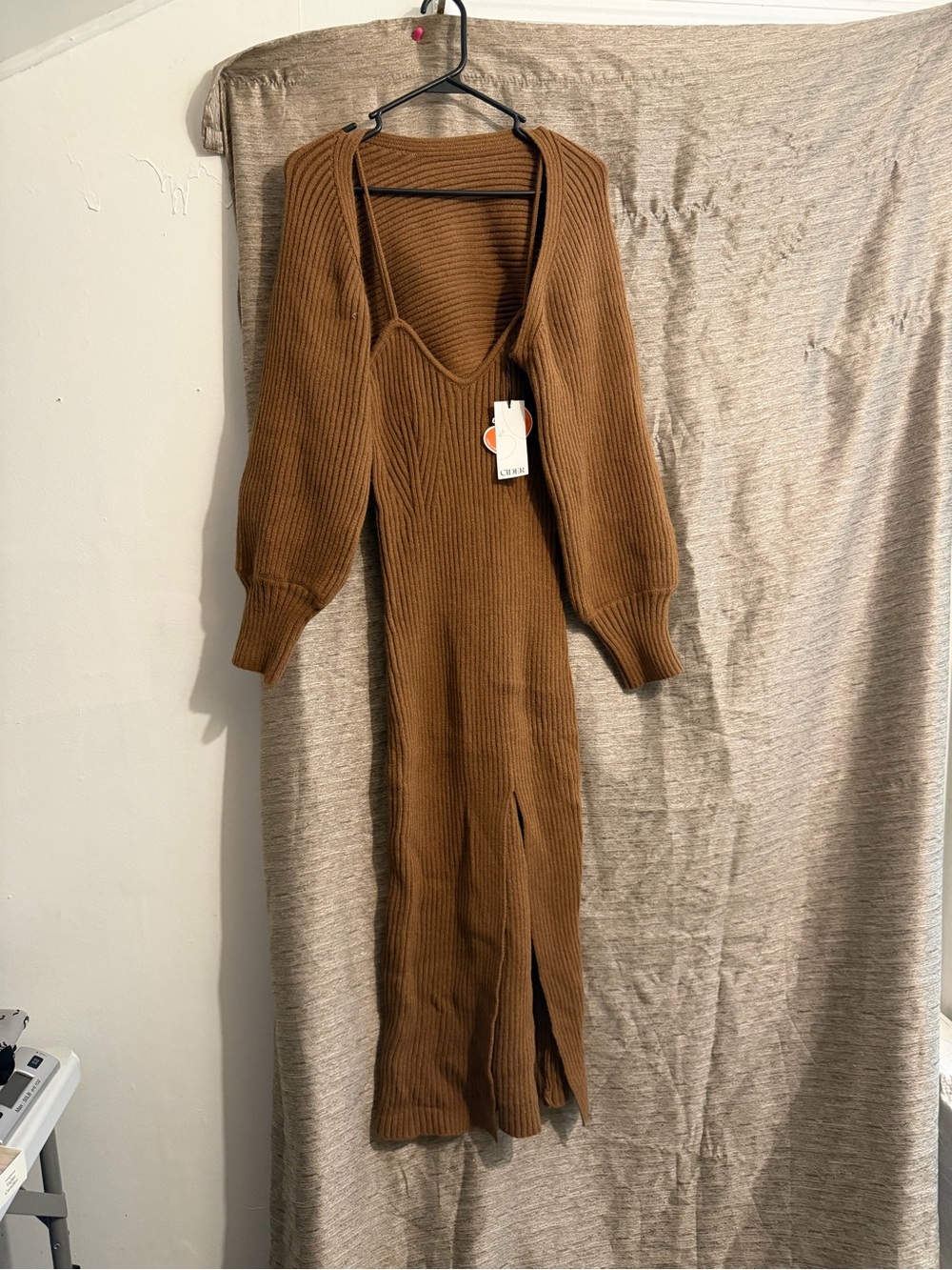 NWT. Cider Ribbed Knit Balloon Sleeve Midi Dress in Brown